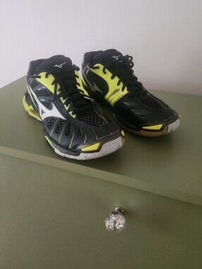 Mizuno Womens Shoes Sz9